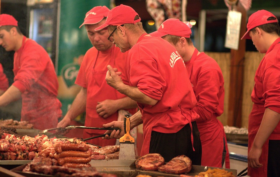 Evalúan el impacto de la reducción de la jornada laboral en el sector agroalimentario
