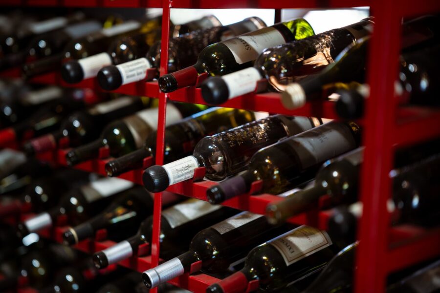 Vinos Premios Alimentos de España | ENGUIX Maquinaria Agrícola